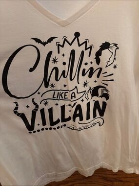 District White V-Neck 'Chillin Like a Villain' Graphic Tee